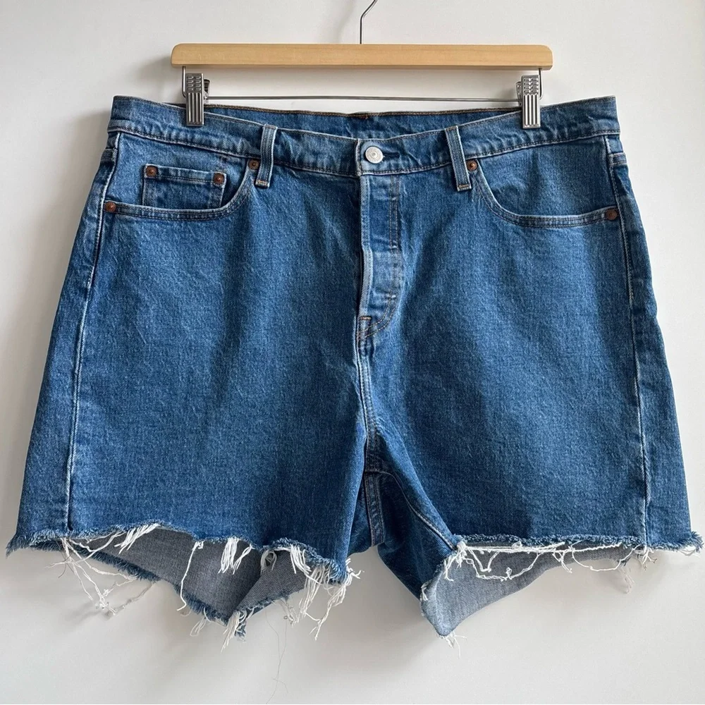 Levi's 501 High Rise Buttonfly Frayed Hem Blue Denim Jean Shorts Size 16W